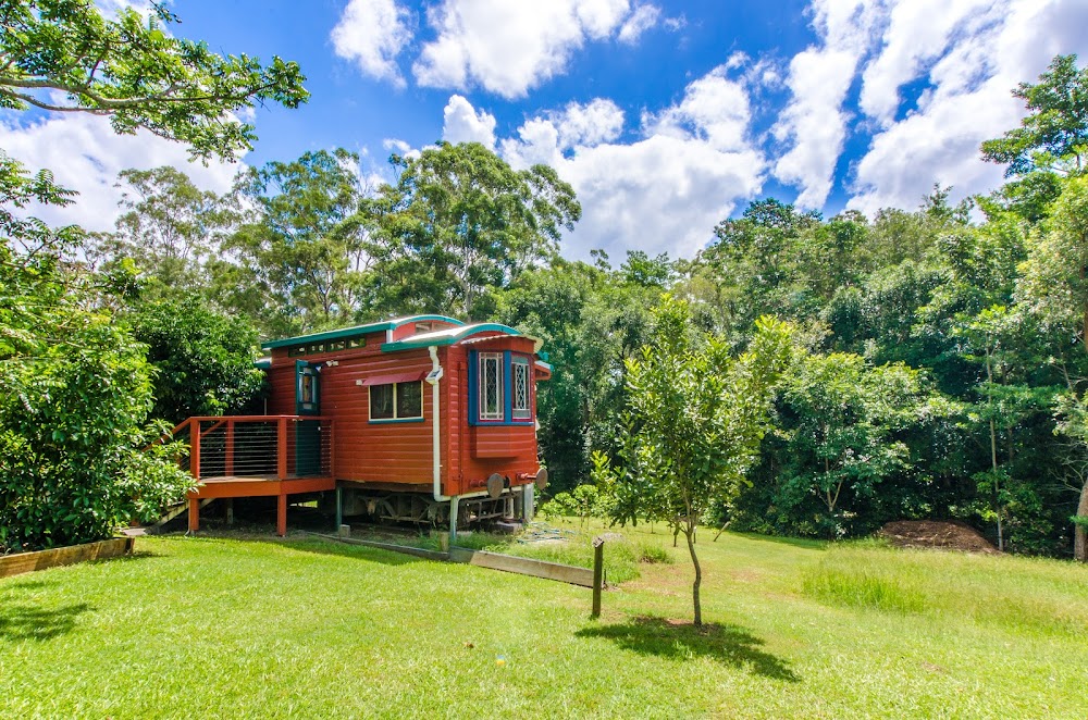 Glasshouse Mountains Ecolodge